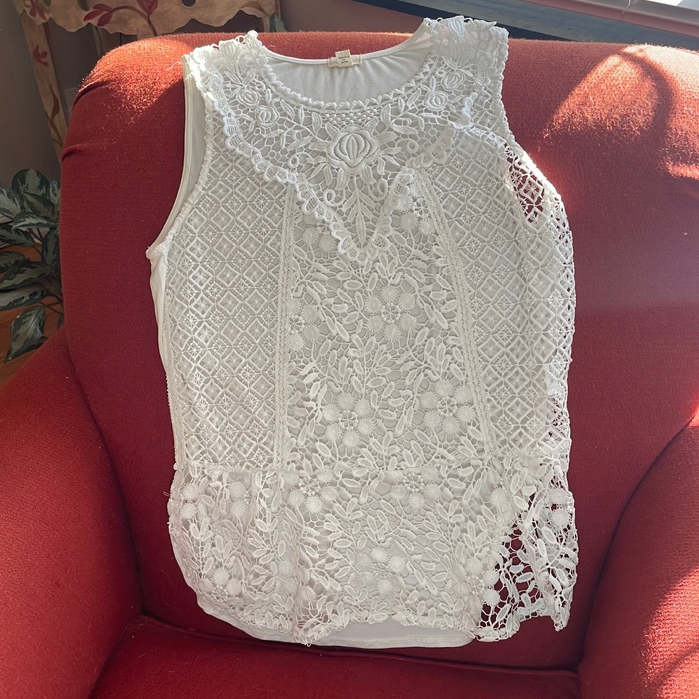 Tiny from Anthropology top. Small white. Lace front.